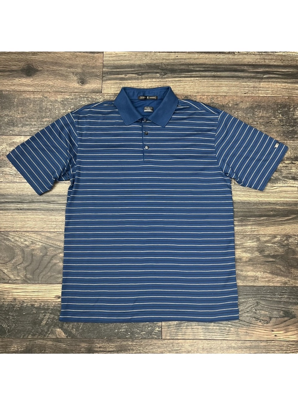 Nike Tiger Woods Men's Size Medium Blue Striped Short Sleeve Golf Polo Shirt